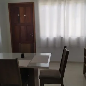 Quarto em Acomodações Particulares Quarto,em Casa Compartilhada, Sao Jose (Santa Catarina)